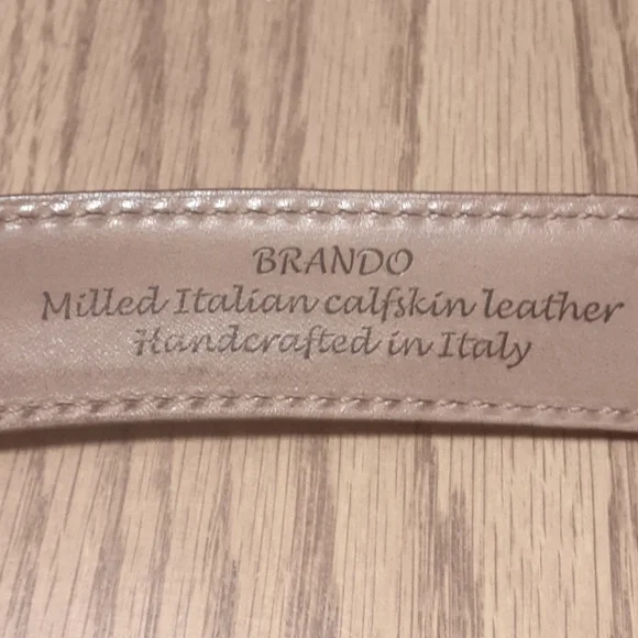 Trafalgar Men's Black leather belt. EUC' Sz.40. Bonus Leyva brown leather belt. - Picture 4 of 7